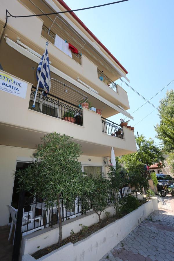 Palia Platia Apartments Pefkochori Esterno foto