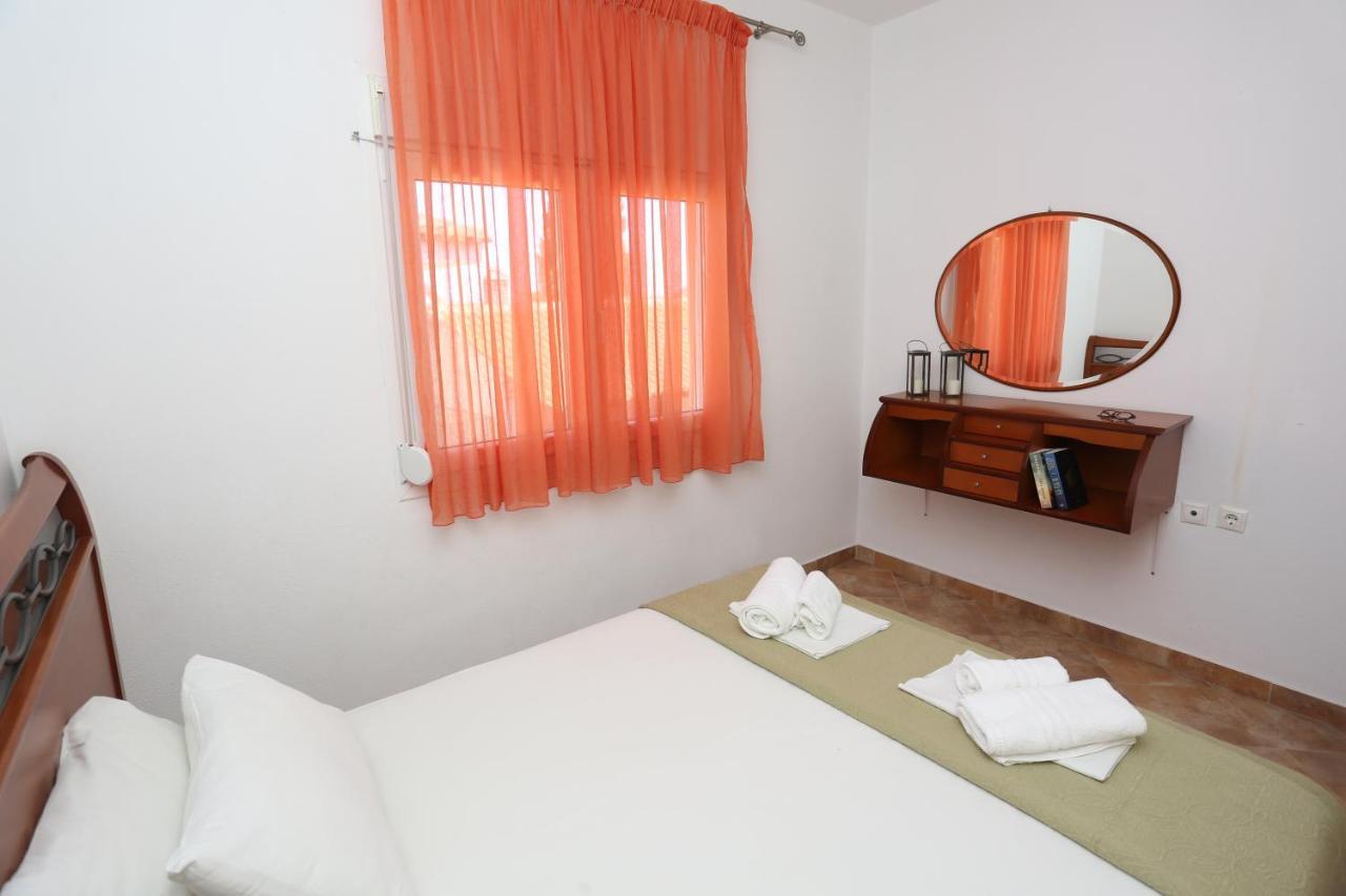 Palia Platia Apartments Pefkochori Esterno foto