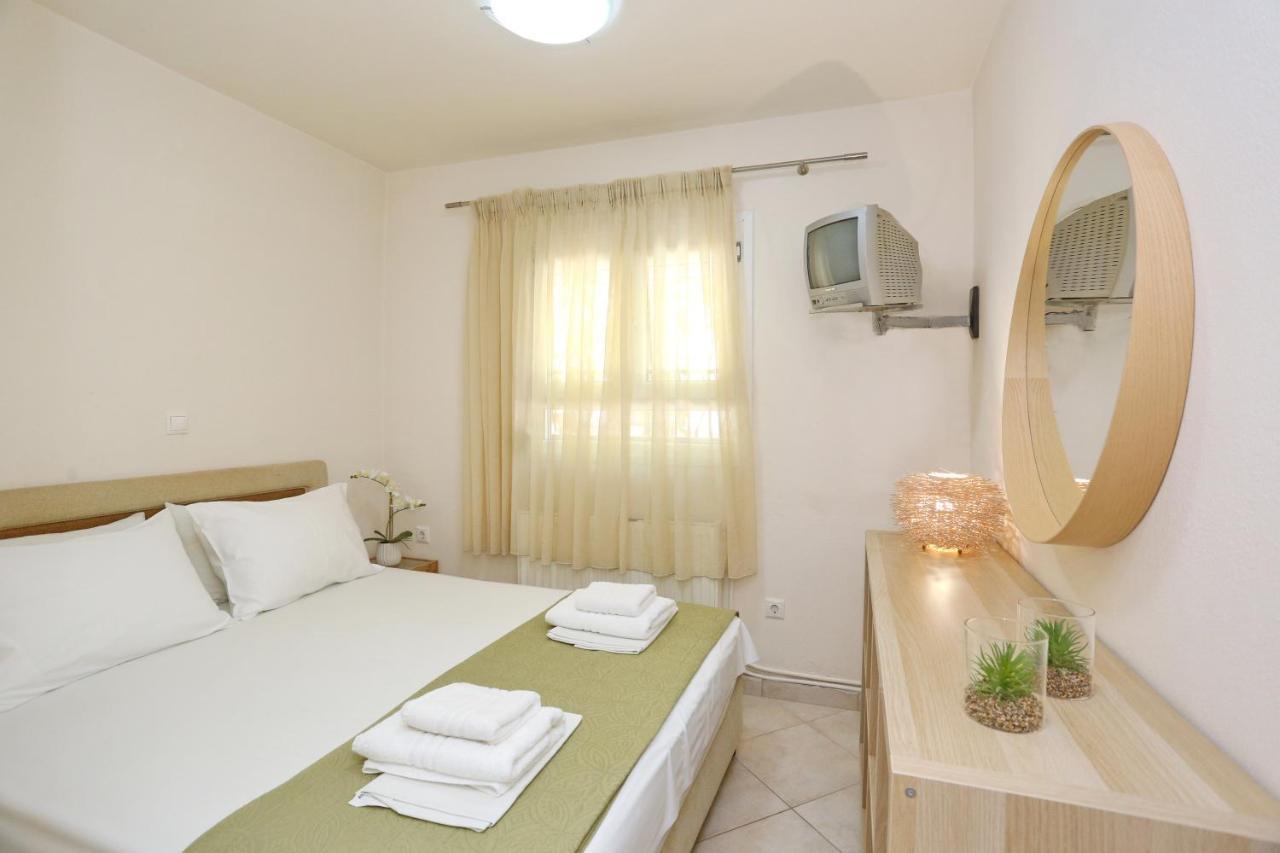 Palia Platia Apartments Pefkochori Esterno foto
