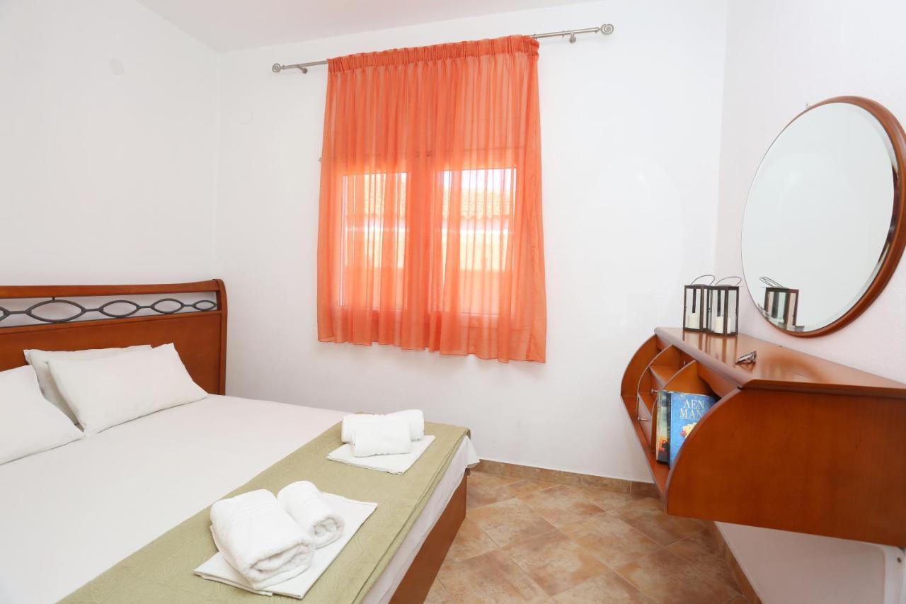 Palia Platia Apartments Pefkochori Esterno foto