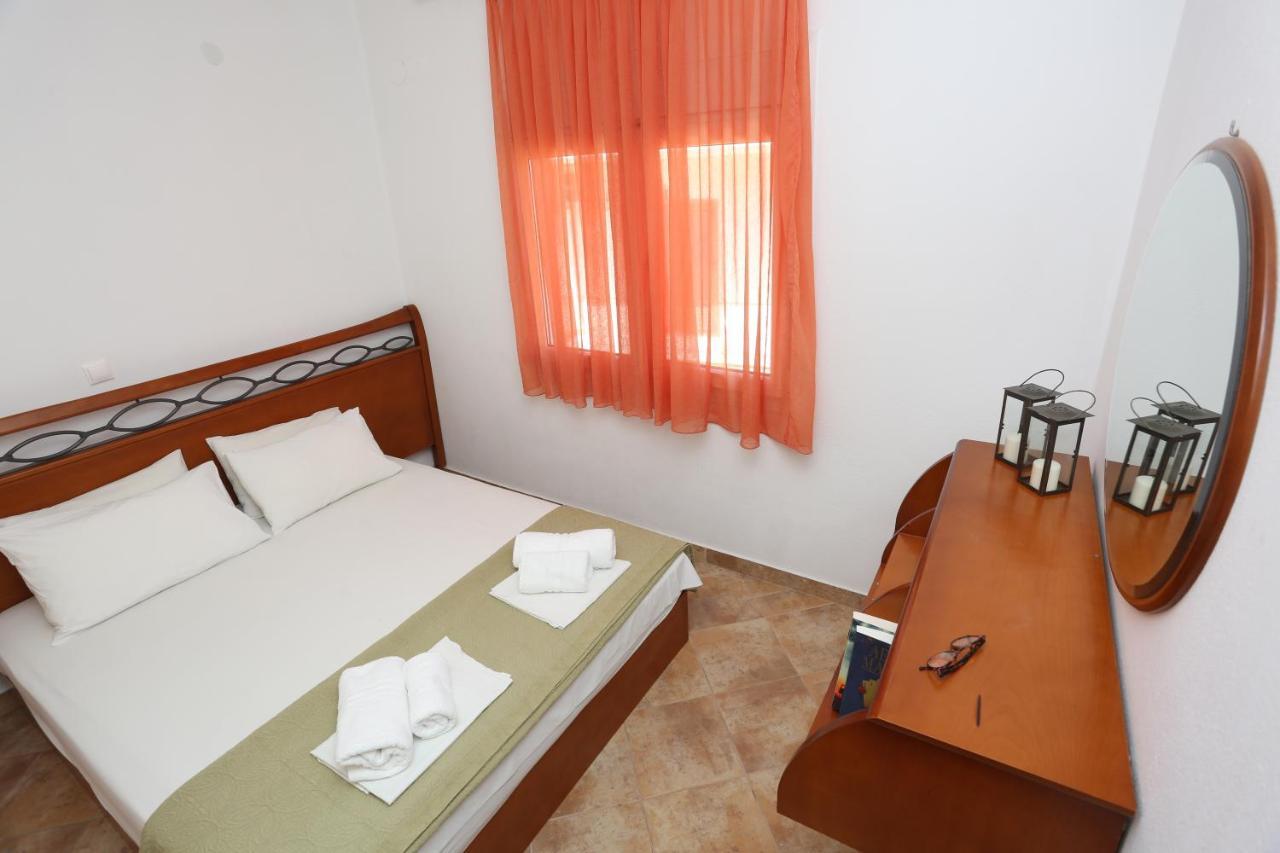 Palia Platia Apartments Pefkochori Esterno foto