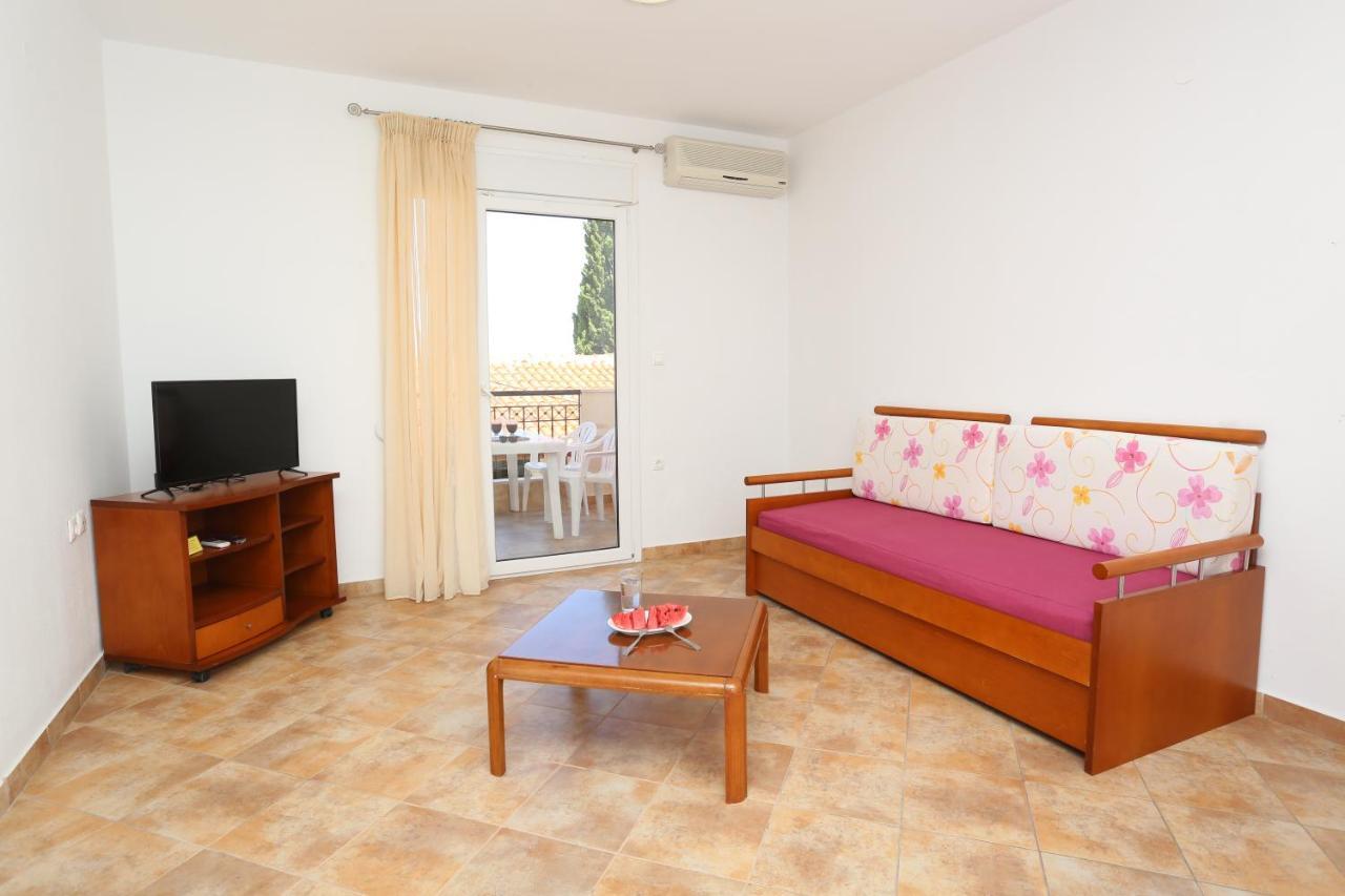 Palia Platia Apartments Pefkochori Esterno foto