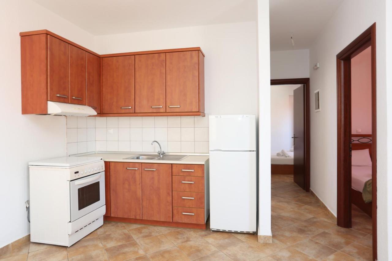 Palia Platia Apartments Pefkochori Esterno foto