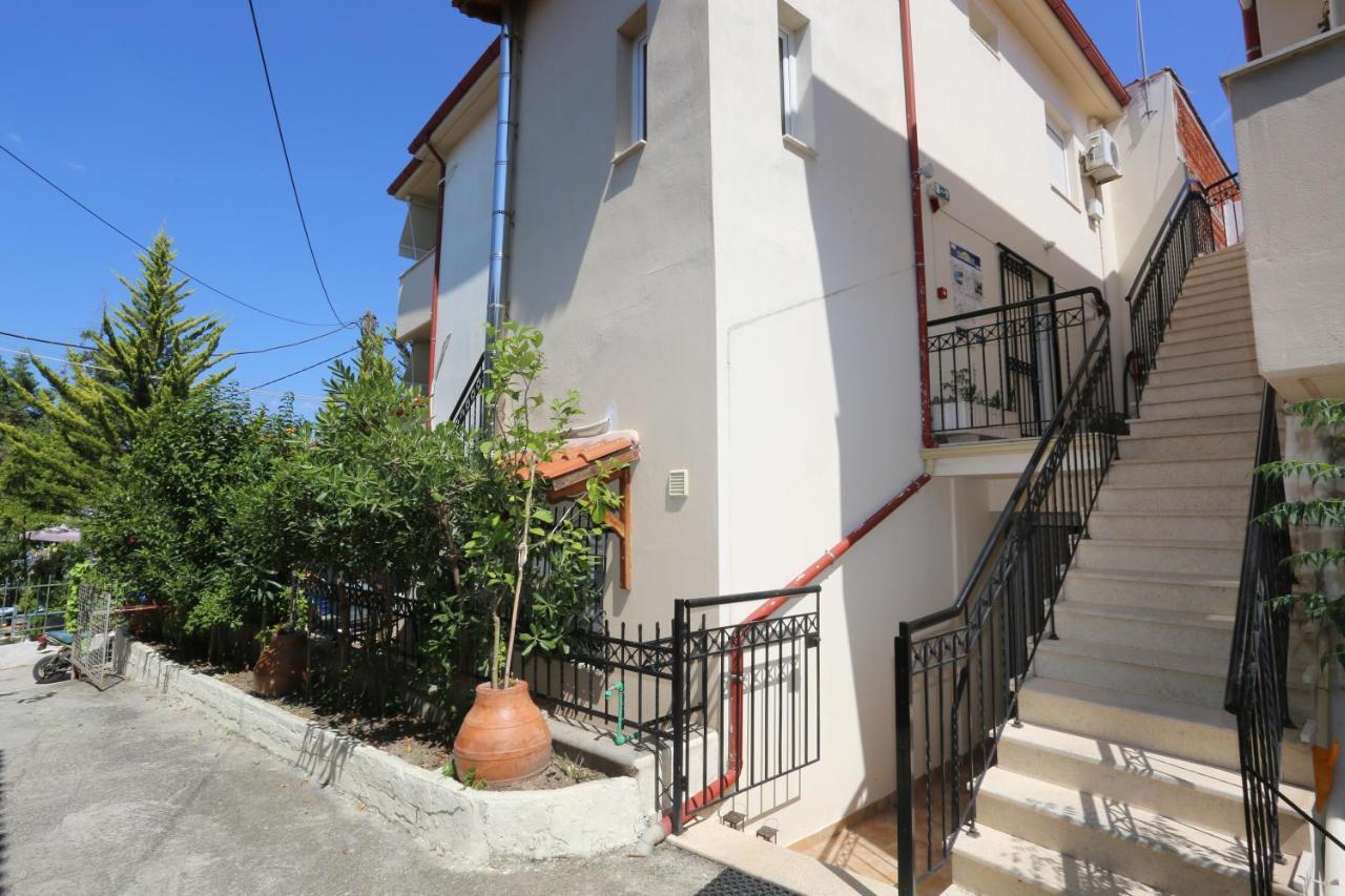 Palia Platia Apartments Pefkochori Esterno foto